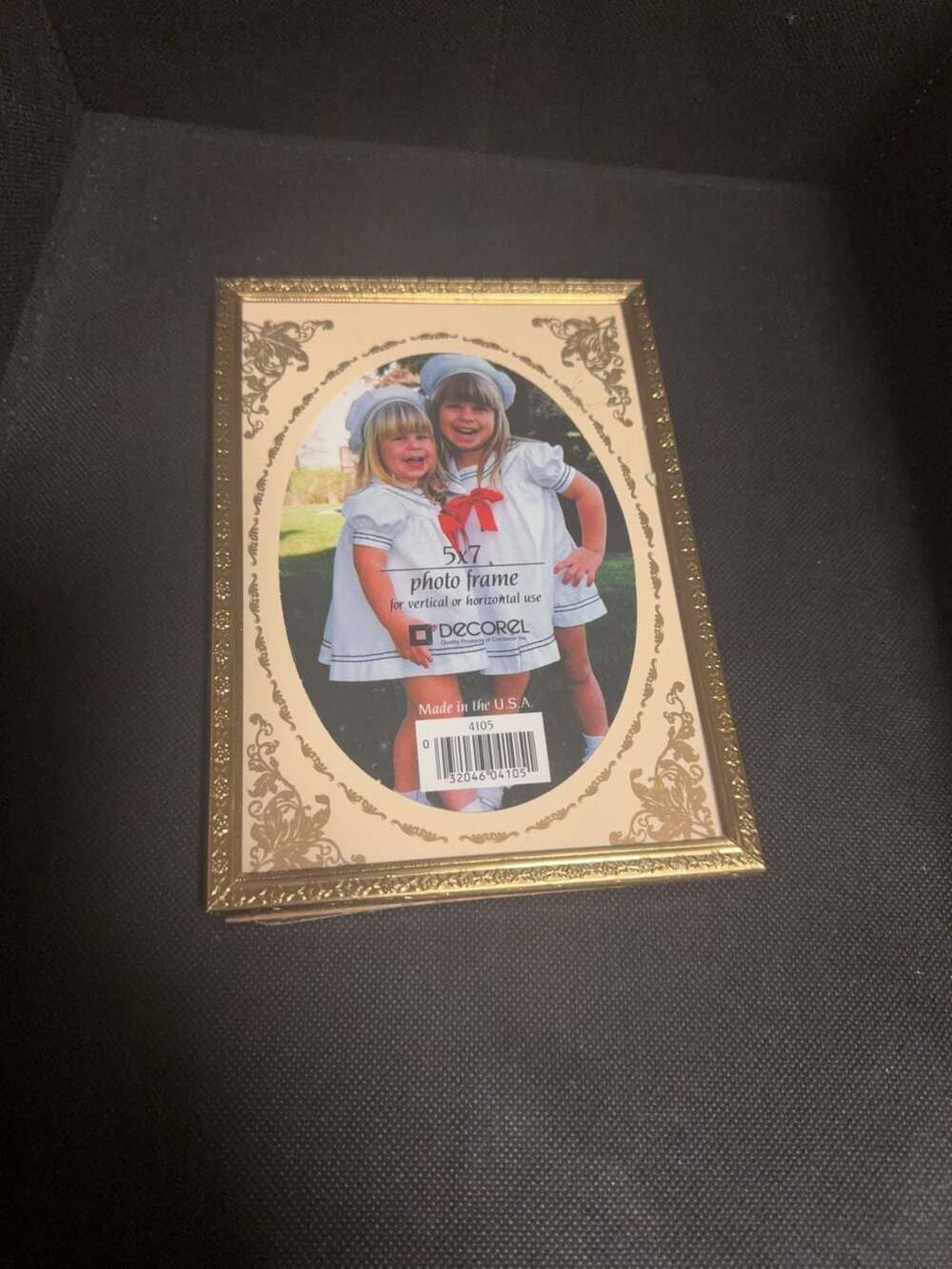 Decorel 5x7 Vintage Gold Tone Metal Photo Frame Model 4105